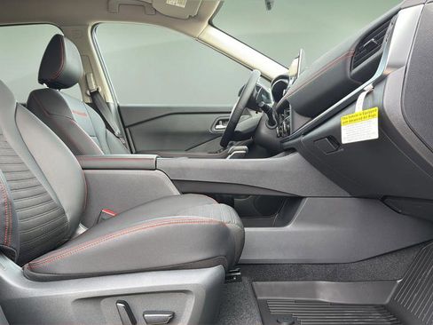 New 2026 Nissan Rogue SV AWD/4WD image 11