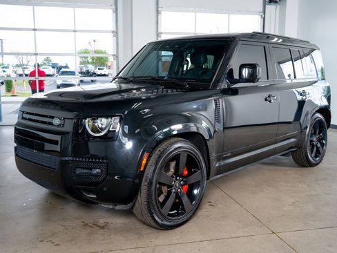 Used 2023 Land Rover Defender 110 X image 11