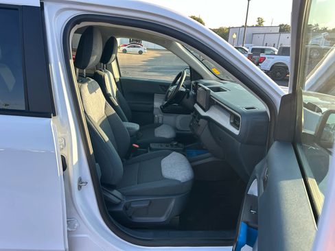 New 2025 Ford Maverick XLT w/ XLT Luxury Package image 15