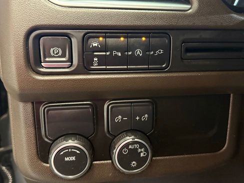 Used 2021 Chevrolet Tahoe LT w/ LT Signature Plus Package image 29