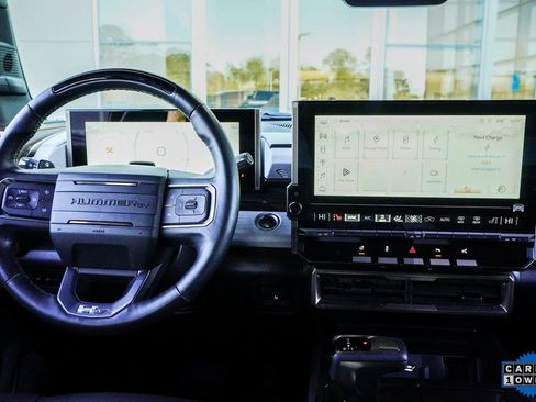 Used 2025 GMC Hummer EV 2X image 17