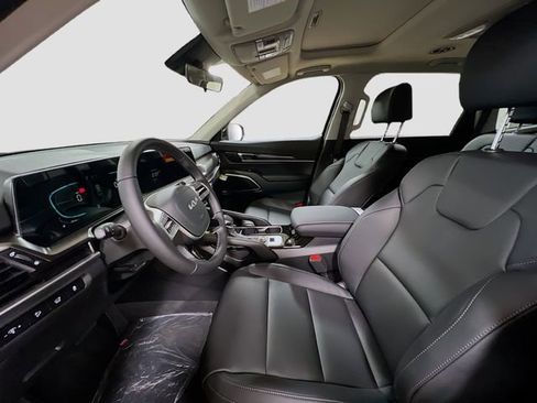New 2025 Kia Telluride S image 22