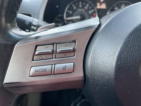 Used 2011 Subaru Outback 2.5i Premium image 12