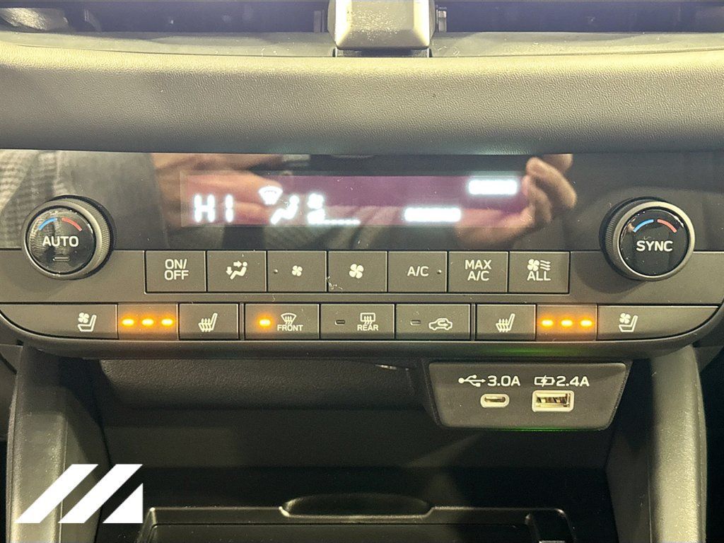 Used 2026 Subaru Outback Touring XT AWD/4WD image 17