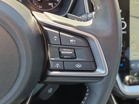 Certified 2025 Subaru Outback Limited image 21