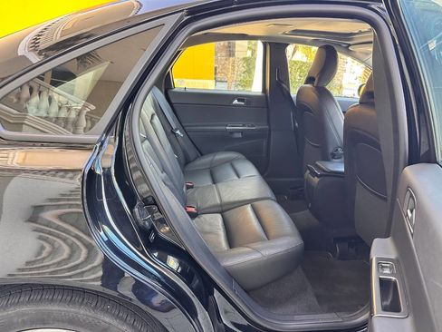 Used 2009 Volvo S40 T5 R-Design image 24