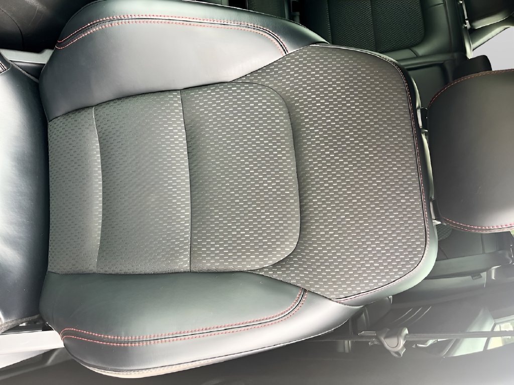 Used 2025 Ford Escape ST-Line AWD/4WD image 18