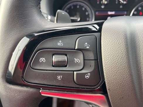 Used 2023 Buick Enclave Essence w/ Sport Touring Edition image 22
