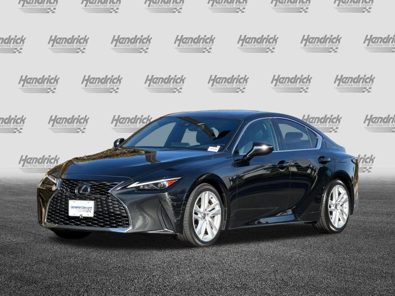 Used 2023 Lexus IS 300 w/ Comfort Package RWD image 9