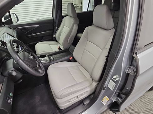 Certified 2023 Honda Passport EX-L image 29