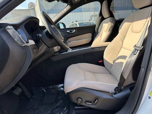 New 2026 Volvo XC60 B5 Plus w/ Climate Package image 19