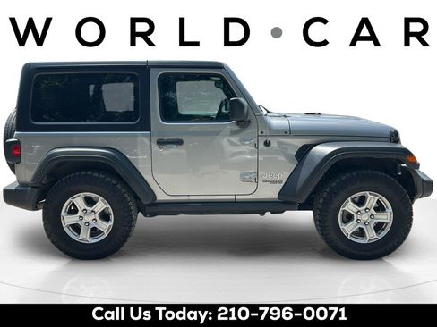 Used 2020 Jeep Wrangler Sport AWD/4WD image 2
