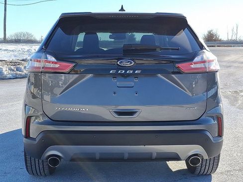 Certified 2024 Ford Edge Titanium image 5