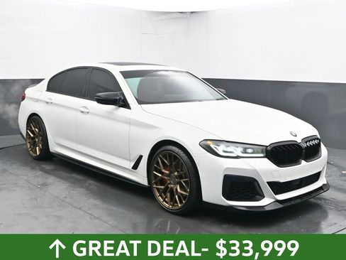 Used 2021 BMW 540i w/ Executive Package image 4