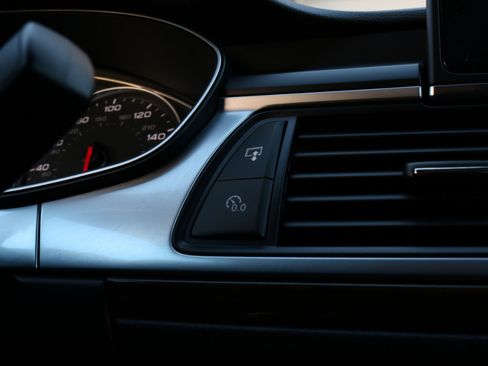 Used 2015 Audi A6 3.0T Prestige w/ Prestige Package image 33