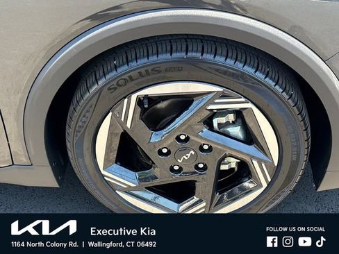 Certified 2025 Kia K4 EX FWD image 7