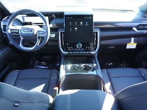 New 2026 GMC Yukon XL Elevation image 12