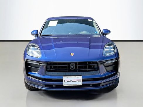 Certified 2026 Porsche Macan AWD/4WD image 6