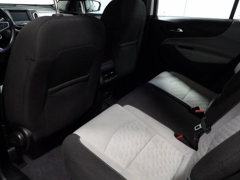 Used 2018 Chevrolet Equinox LS FWD image 10