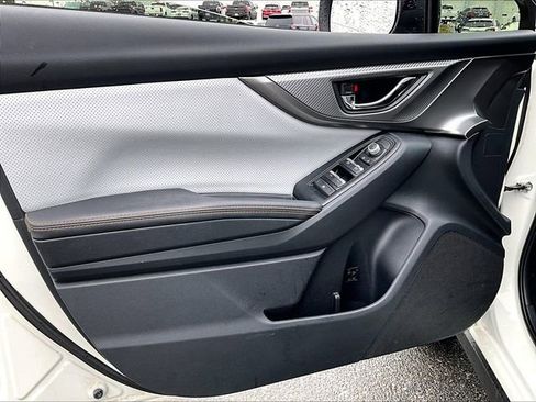 Used 2023 Subaru Crosstrek 2.5i Limited w/ Moonroof Package image 9