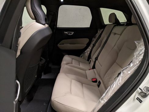 New 2026 Volvo XC60 B5 Plus w/ Climate Package AWD/4WD image 23