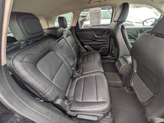 Used 2023 Lincoln Corsair AWD image 18