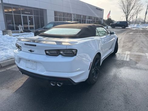 Used 2023 Chevrolet Camaro LT w/ Technology Package image 6