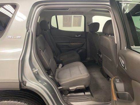 Certified 2023 GMC Acadia SLE w/ Driver Convenience Package image 27