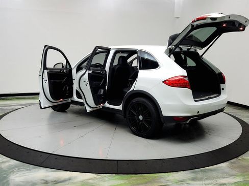 Used 2013 Porsche Cayenne Diesel AWD/4WD image 12