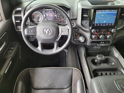 Used 2024 RAM 1500 Laramie image 12
