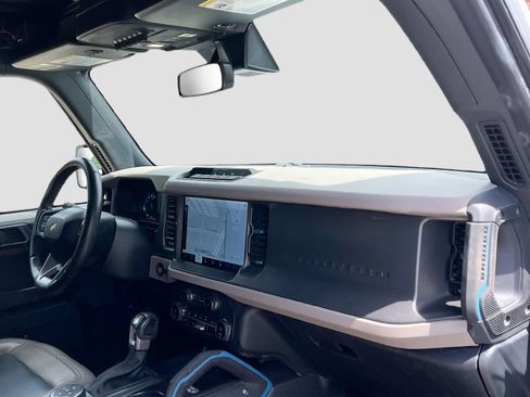 Used 2024 Ford Bronco Wildtrak AWD/4WD image 28