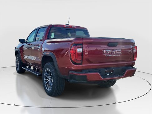 New 2026 GMC Canyon Denali image 3