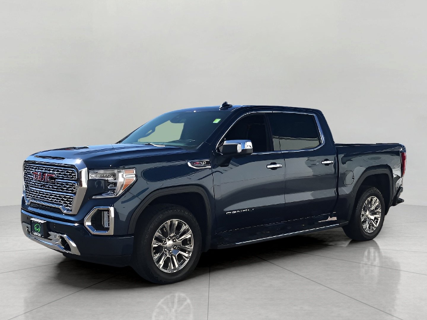 Certified 2021 GMC Sierra 1500 Denali w/ Technology Package AWD/4WD image 1