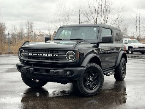 Used 2024 Ford Bronco Black Diamond image 1