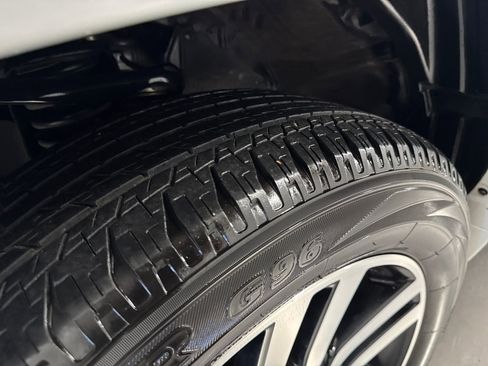 Used 2024 Toyota 4Runner Limited image 12