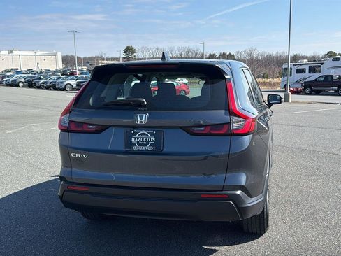 Used 2024 Honda CR-V LX image 8