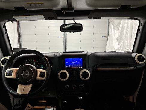 Used 2016 Jeep Wrangler Unlimited Sport w/ Quick Order Package 24S AWD/4WD image 35