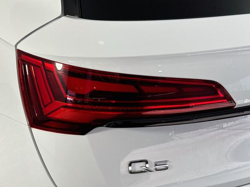 Used 2025 Audi Q5 2.0T Premium AWD/4WD image 36