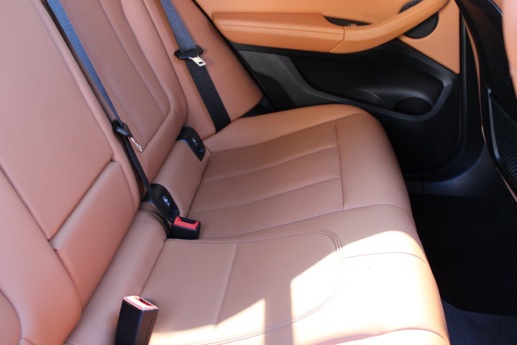 Used 2023 BMW X4 xDrive30i AWD/4WD image 26