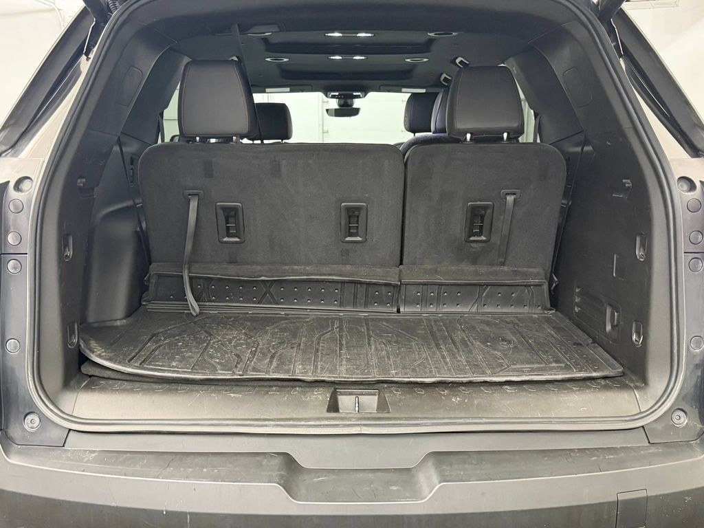 Used 2023 Chevrolet Traverse RS w/ LPO, Floor Liner Package AWD/4WD image 25