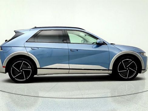 Used 2025 Hyundai Ioniq 5 Limited AWD/4WD image 4