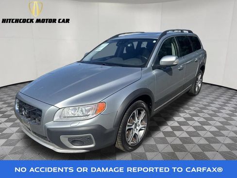 Used 2013 Volvo XC70 T6 AWD/4WD image 1