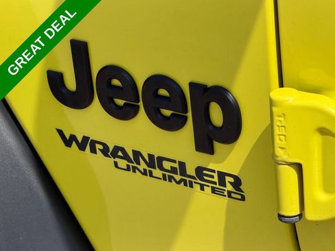 Used 2022 Jeep Wrangler Unlimited Sport AWD/4WD image 10
