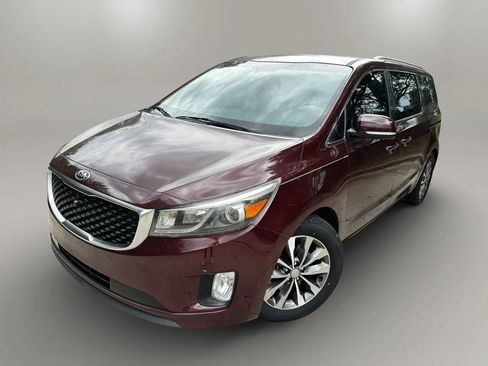 Used 2016 Kia Sedona SX FWD image 11