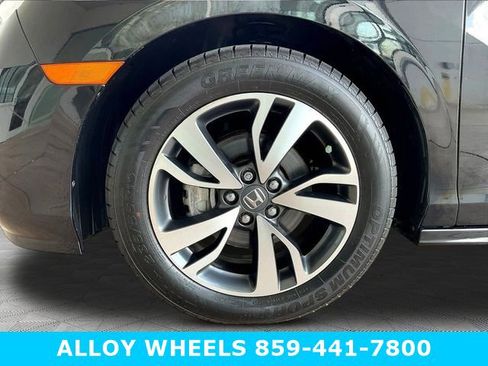 Used 2023 Honda Odyssey Touring image 10