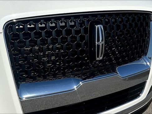 Used 2022 Lincoln Navigator Black Label image 30