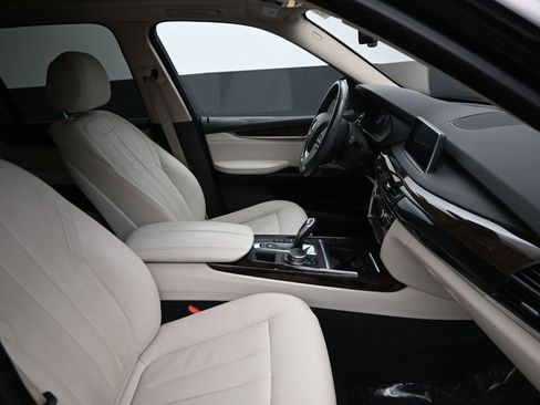 Used 2015 BMW X5 xDrive35d image 10