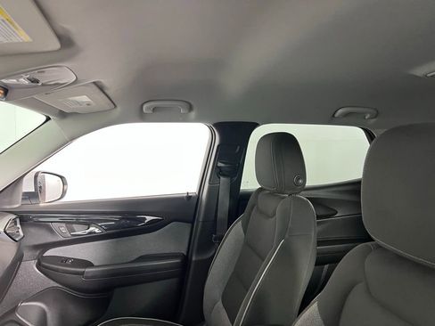 Used 2024 Chevrolet TrailBlazer LT w/ Convenience Package image 24