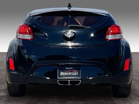 Used 2016 Hyundai Veloster w/ Option Group 02 FWD image 6