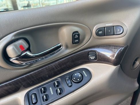 Used 2003 Buick Le Sabre Limited w/ Celebration Edition Package image 16